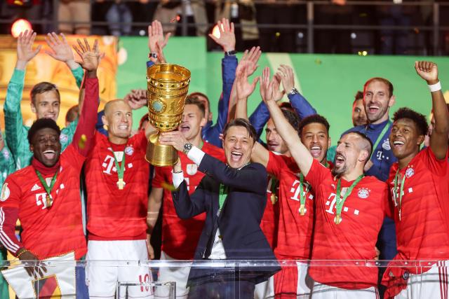 西媒：米利唐训练中途接受包扎处理，阿隆索亲自上场顶替他（西媒：米利唐训练中途受伤包扎，阿隆索亲自上阵顶替）