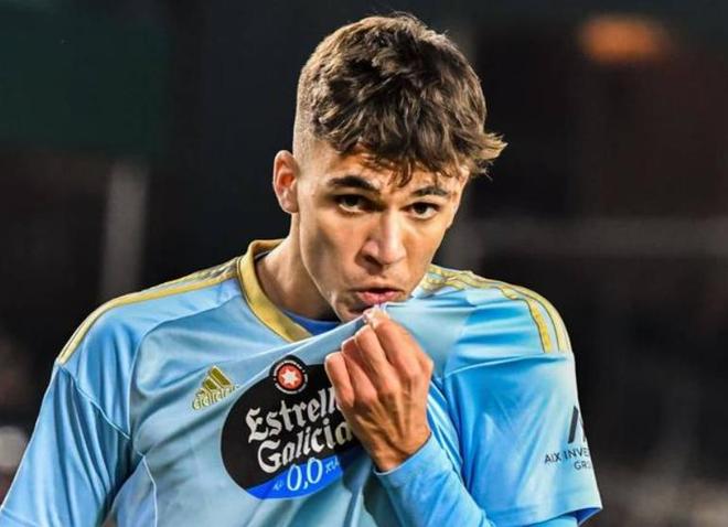 马卡：因负面争议，博阿滕在巴萨进行教练课程时遭球迷批评（马卡：争议缠身，博阿滕在巴萨教练课期间遭球迷指责）