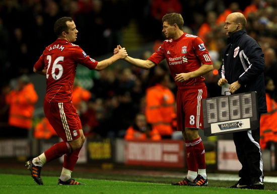 埃芬博格：拜仁前场三人能给卡尔空间，把他与梅西相比没好处（埃芬博格：拜仁锋线三将可为卡尔创造空间，与梅西作比较并无益处）